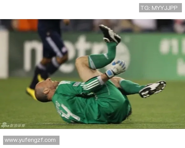 断腿的足球明星重生之路:从痛苦到荣耀的逆袭历程